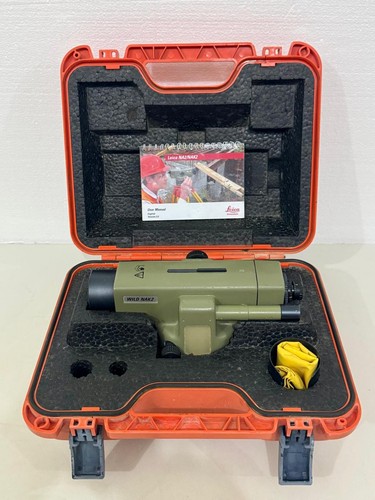 Leica nak2 wild - /,